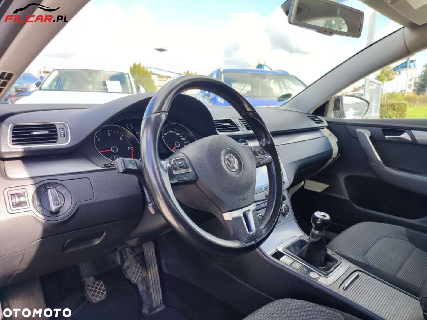 Volkswagen Passat - 5