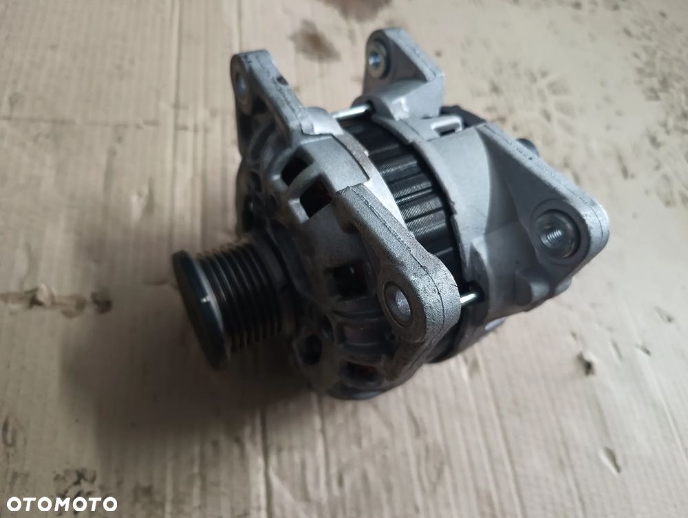 ALTERNATOR RENAULT CLIO CAPTUR DACIA  0.9 TCE 1.2 - 2