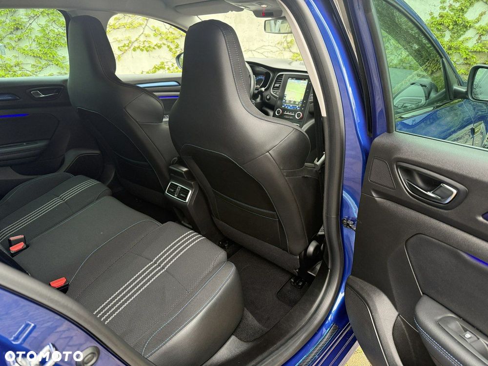 Renault Megane ENERGY TCe 205 EDC GT - 10