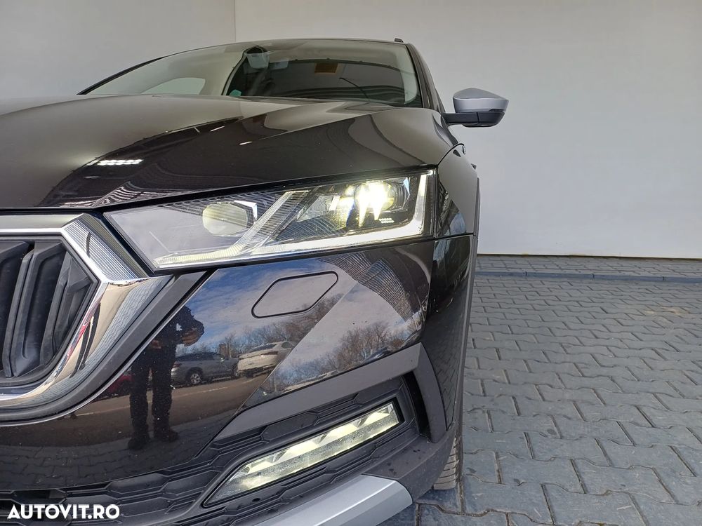 Skoda Octavia 2.0 TDI 4x4 DSG Scout - 36