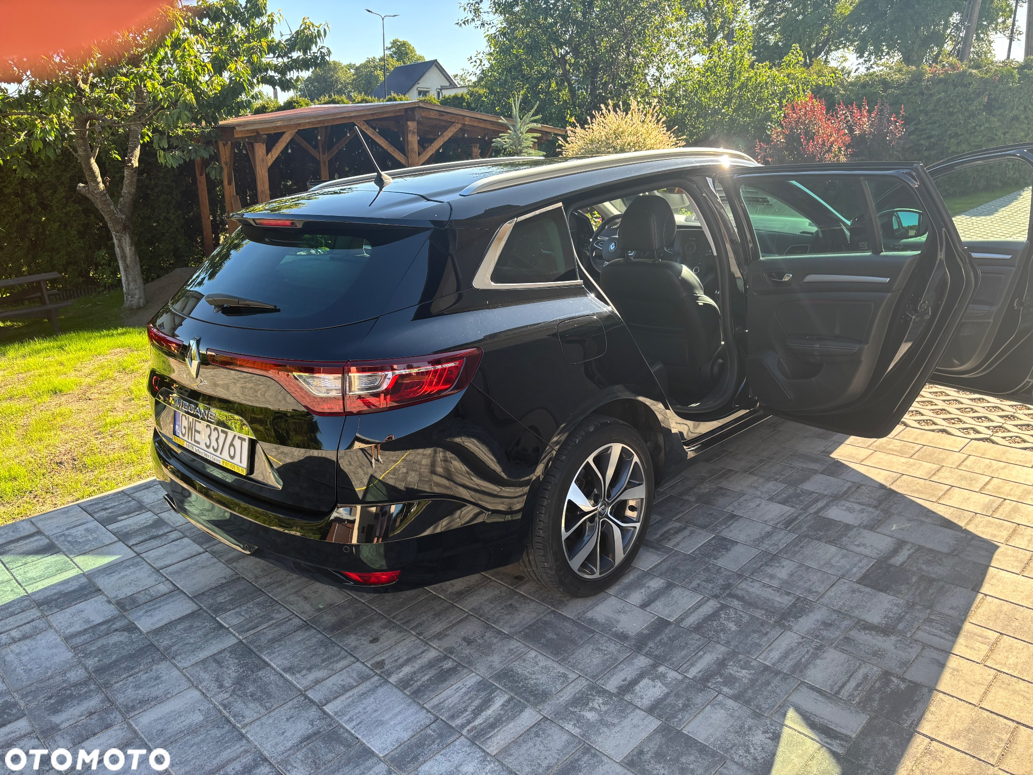 Renault Megane ENERGY TCe 130 EDC INTENS - 3