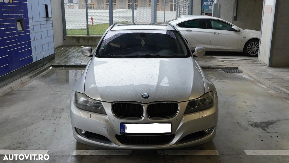 BMW Seria 3 320d xDrive DPF Touring Aut. Edition Fleet Lifestyle - 1