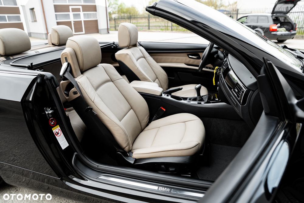 BMW Seria 3 320i Edition Exclusive - 25