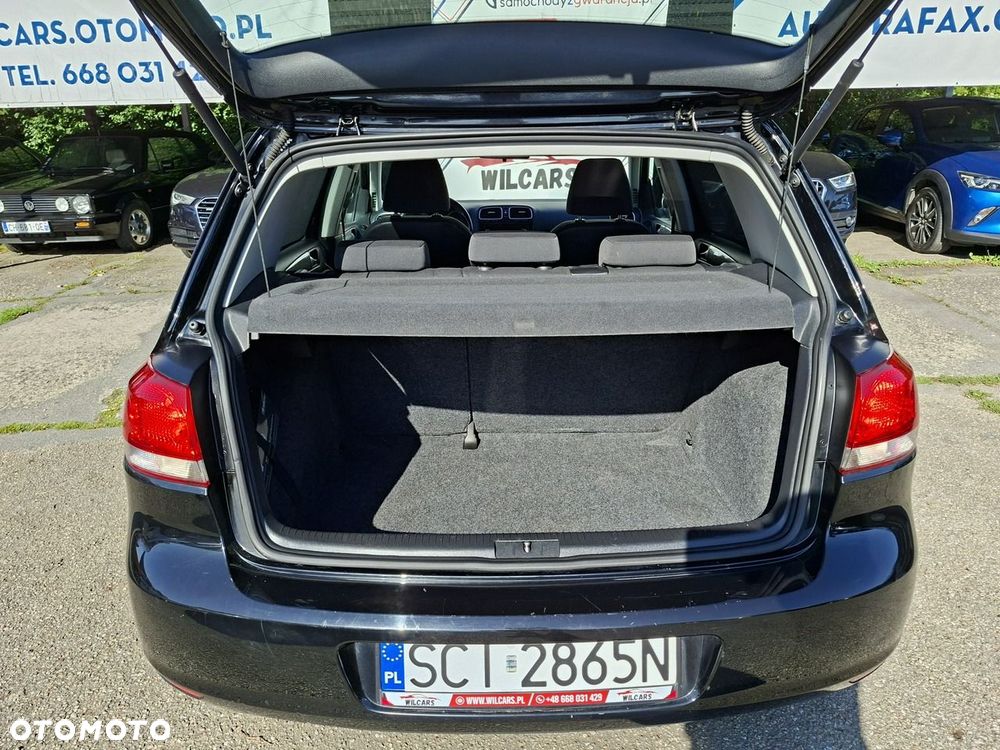 Volkswagen Golf - 24