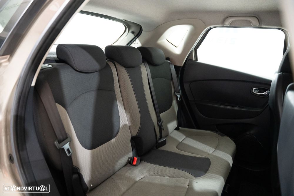 Renault Captur 1.5 dCi Exclusive - 18