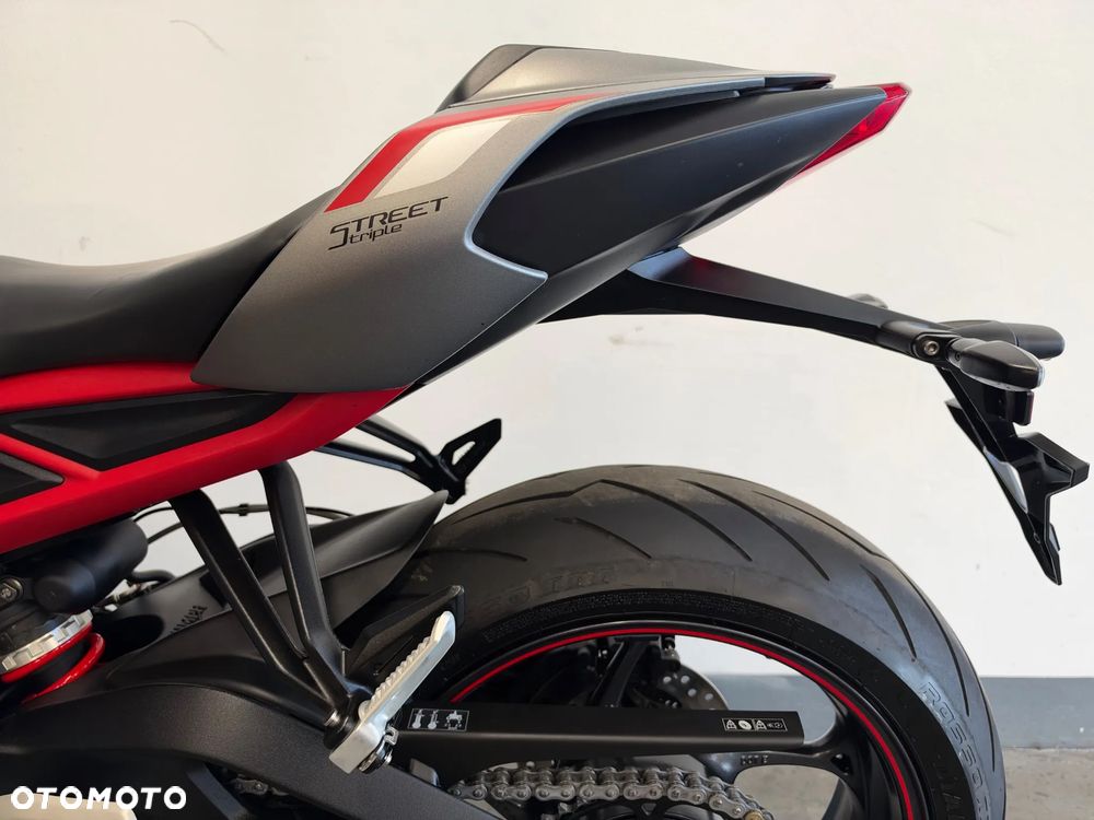 Triumph Speed Triple - 27
