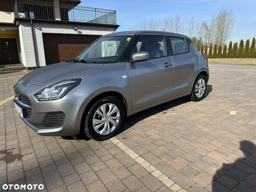 Suzuki Swift - 4