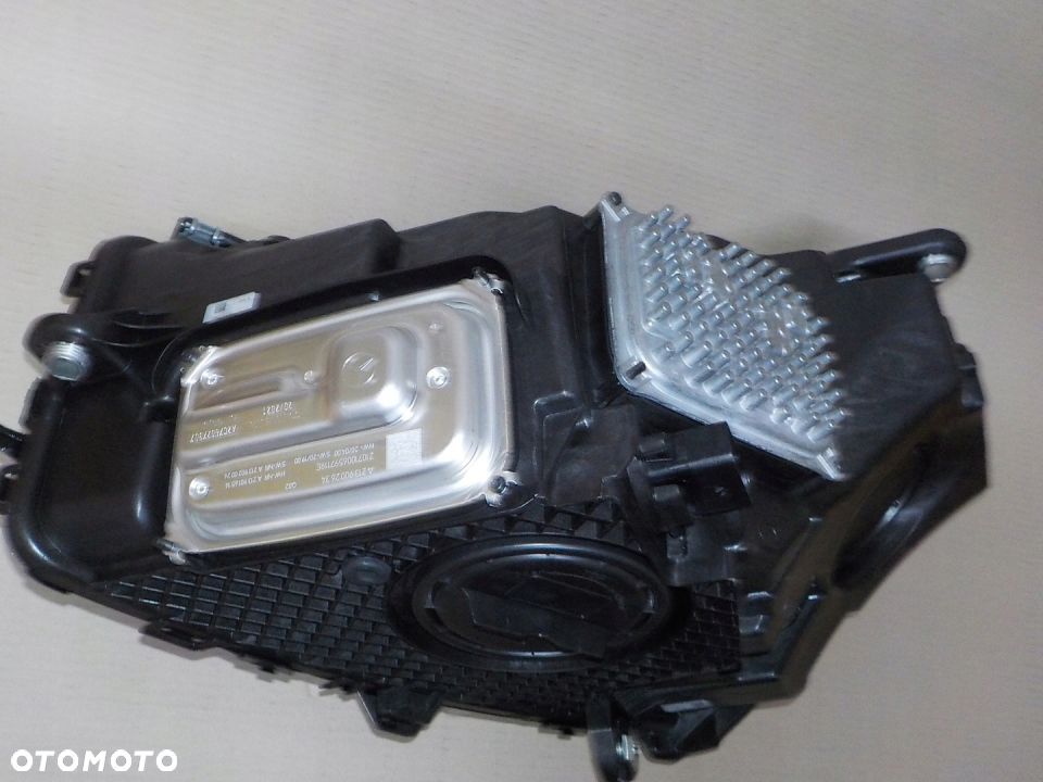 MERCEDES GLC 253 19- LAMPA PRZÓD PRZEDNIA LED - 4