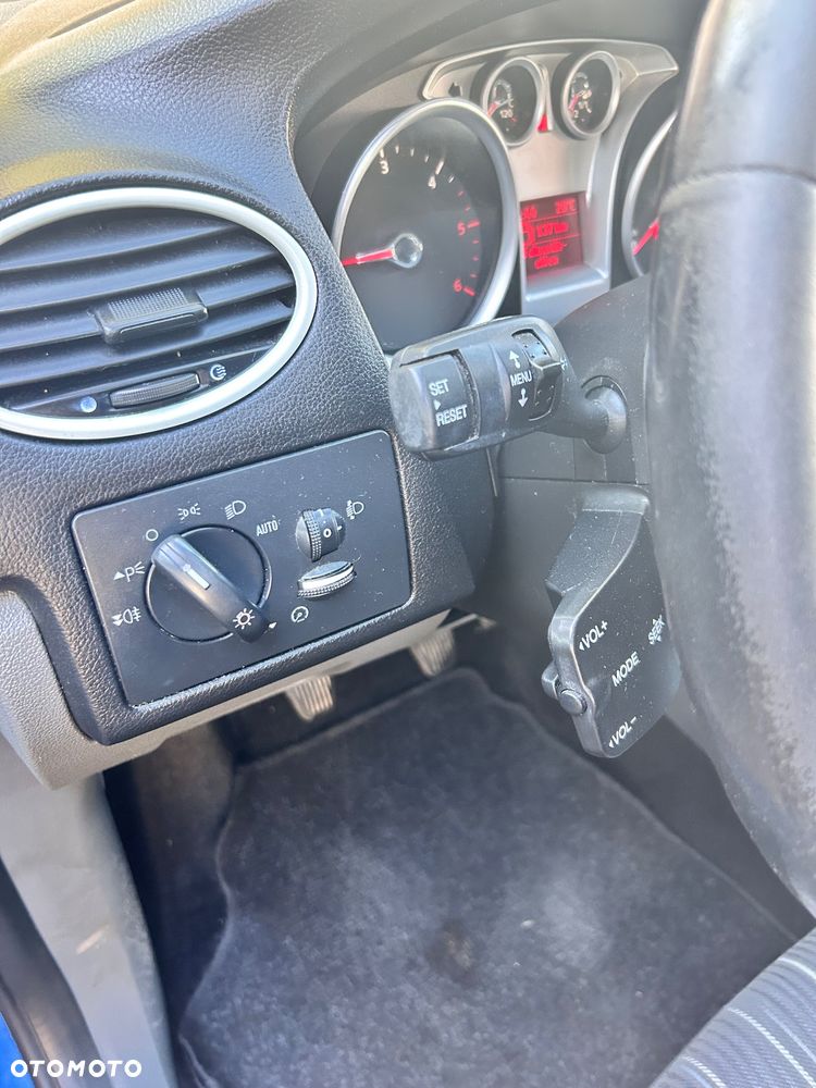 Ford Focus - 20
