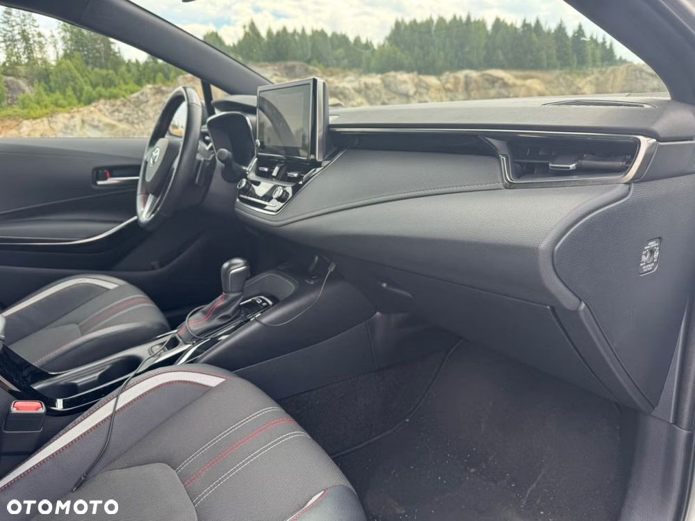 Toyota Corolla 2.0 Hybrid GR Sport - 13
