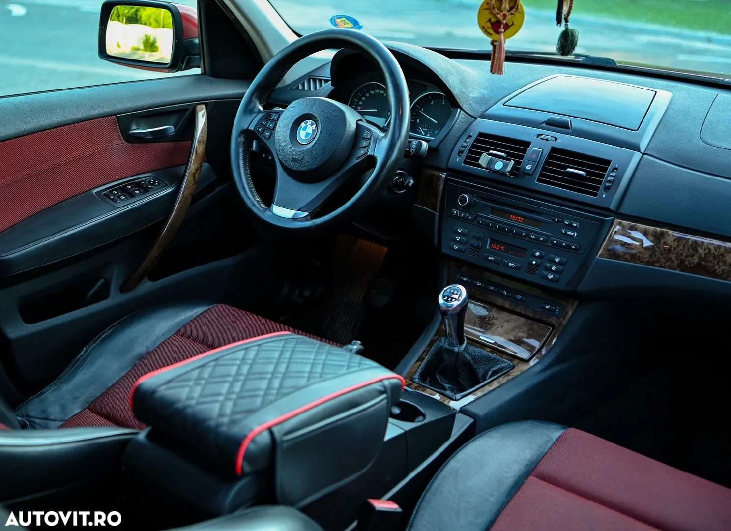 BMW X3 xDrive18d - 24