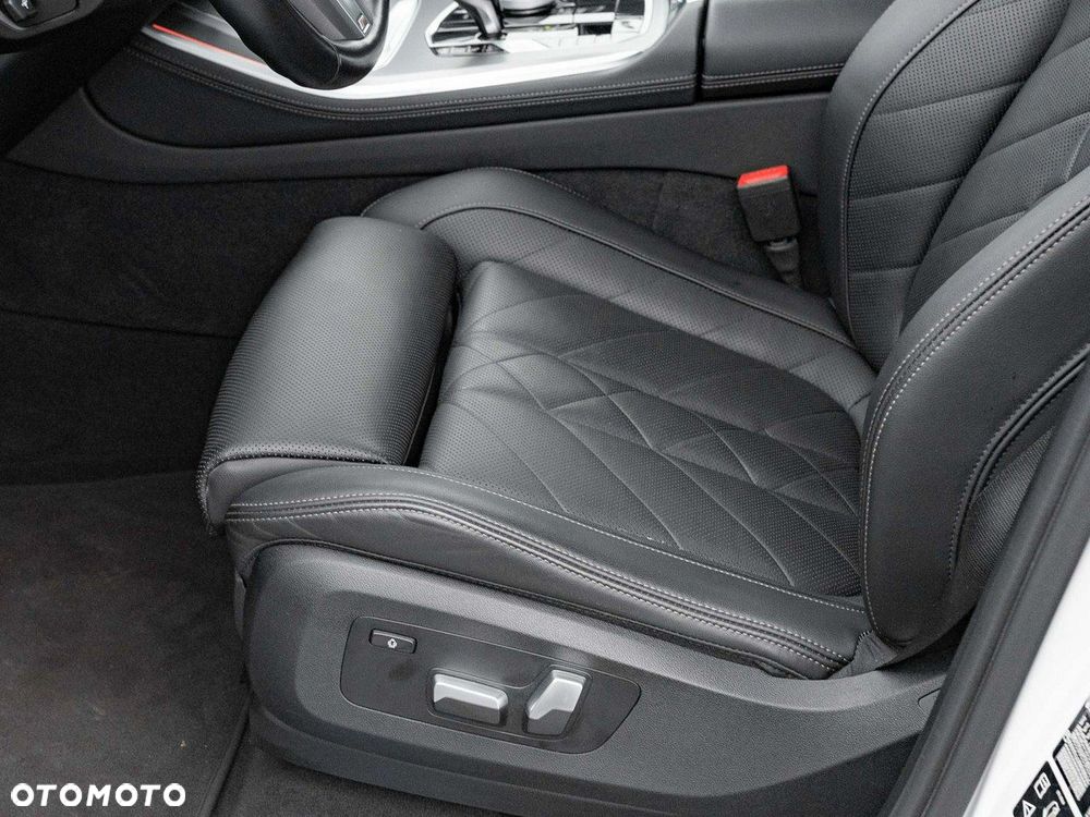 BMW X5 xDrive25d - 13