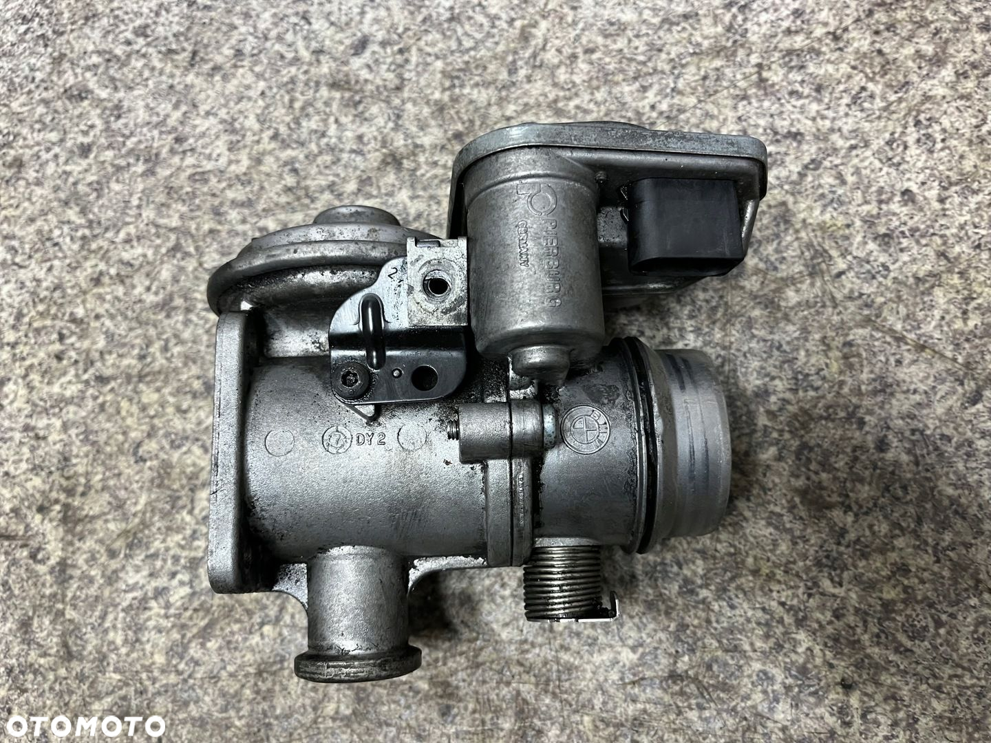 Przepustnica zawor spalin EGR BMW E70 X5 3.0 D 3.5 D M57 E71 X6 E60 E90 E83 - 2