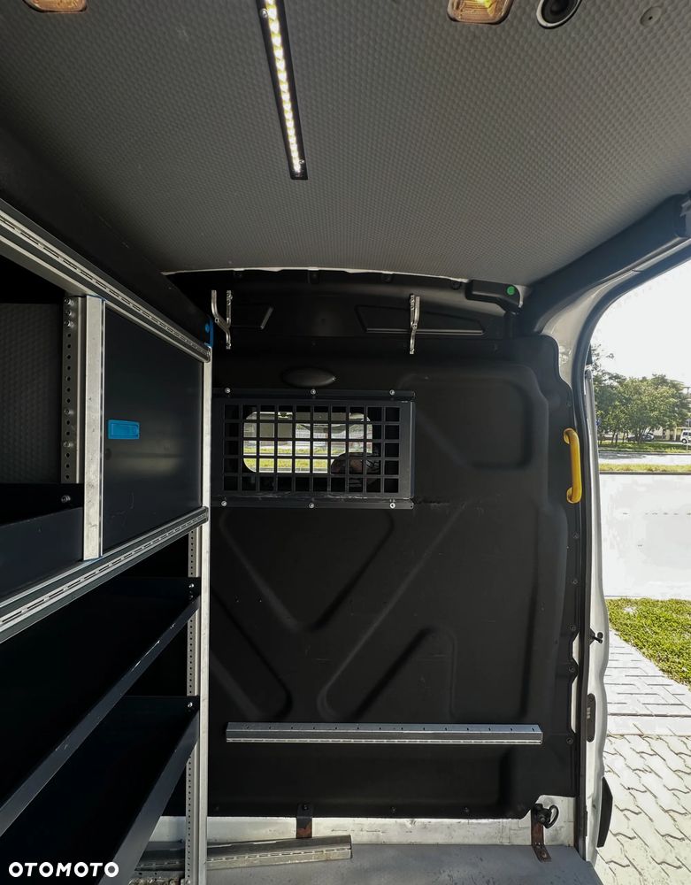 Ford Transit - 36