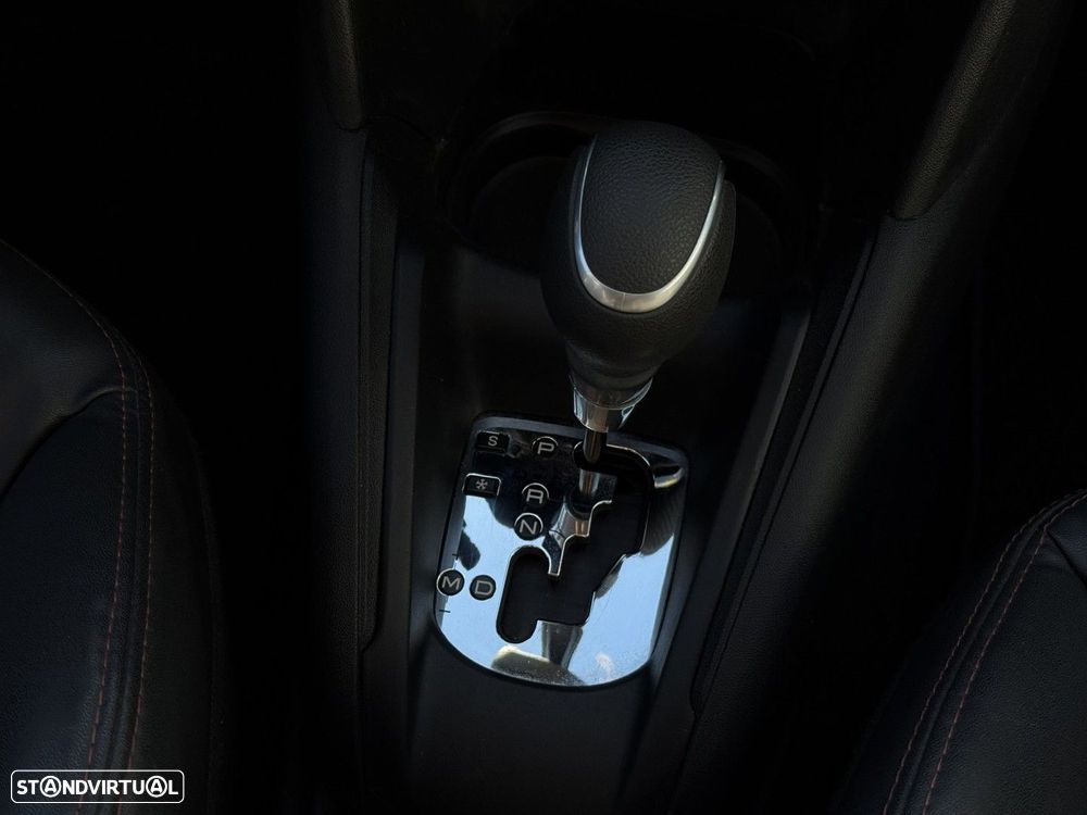 Peugeot 208 1.2 PureTech GT Line EAT6 - 13