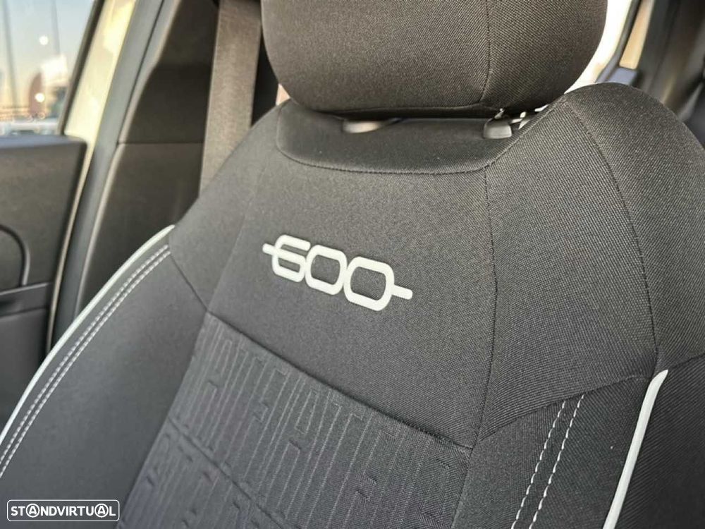 Fiat 600 1.2 Hybrid - 19