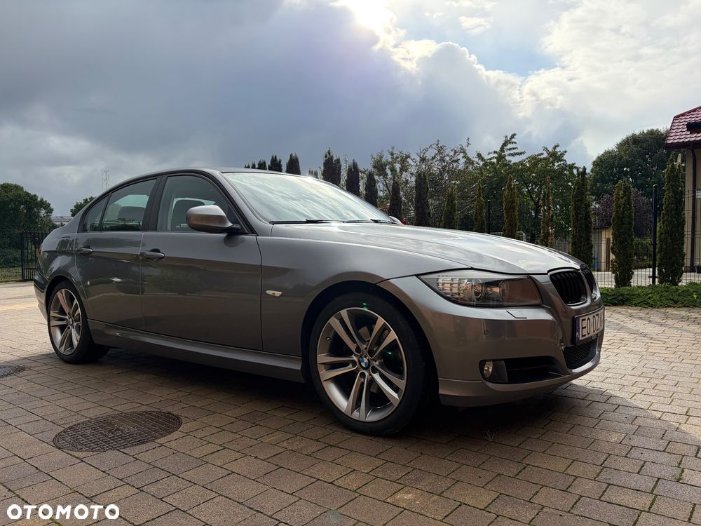 BMW Seria 3 320d - 4
