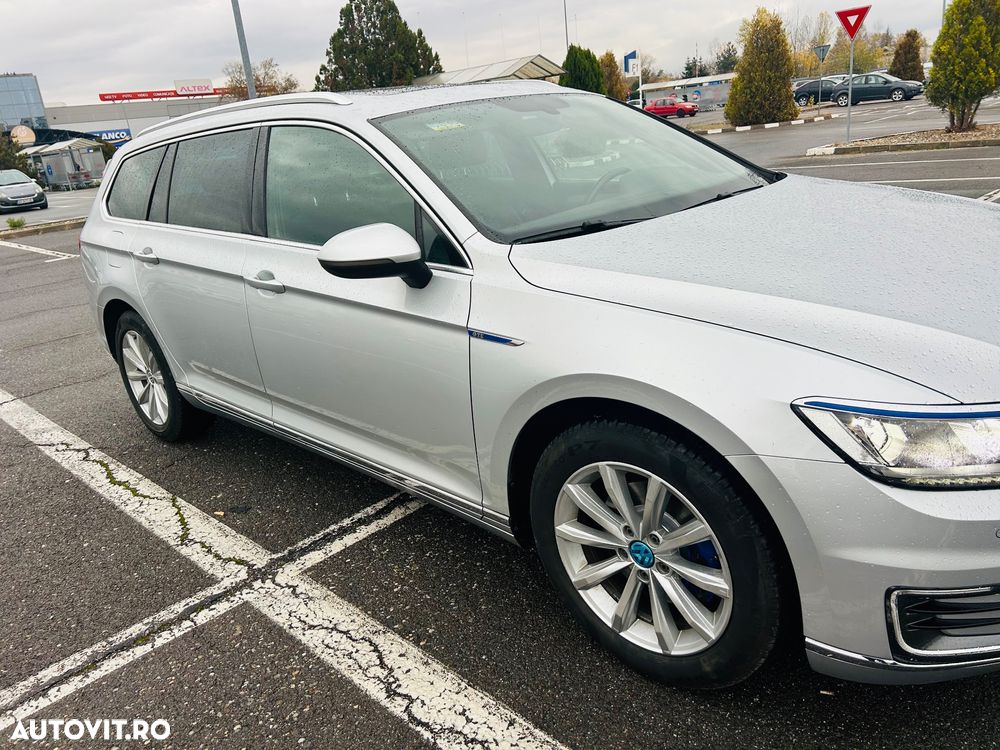 Volkswagen Passat - 14