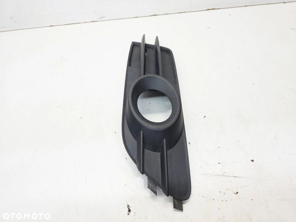 KRATKA HALOGENU ATRAPA ZDERZAKA PRAWA AUDI A6 C7 4G0807682A - 4