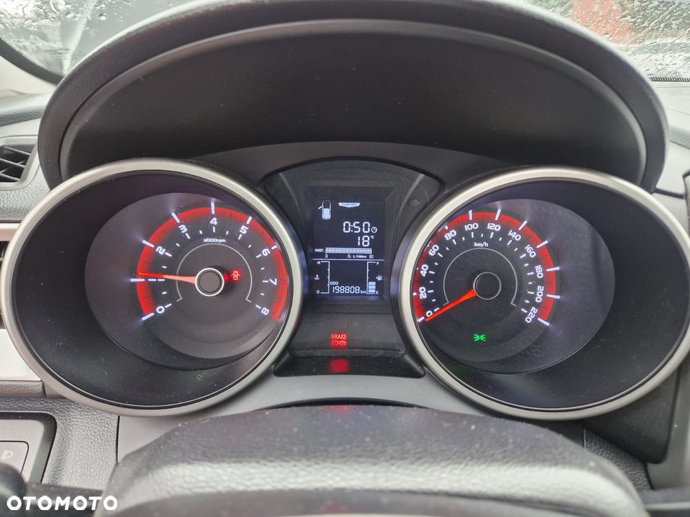 SsangYong/KGM Tivoli 1.6 Crystal Base klm - 18