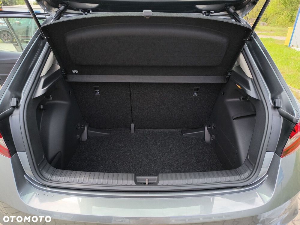 Skoda Fabia 1.5 TSI Drive DSG - 18