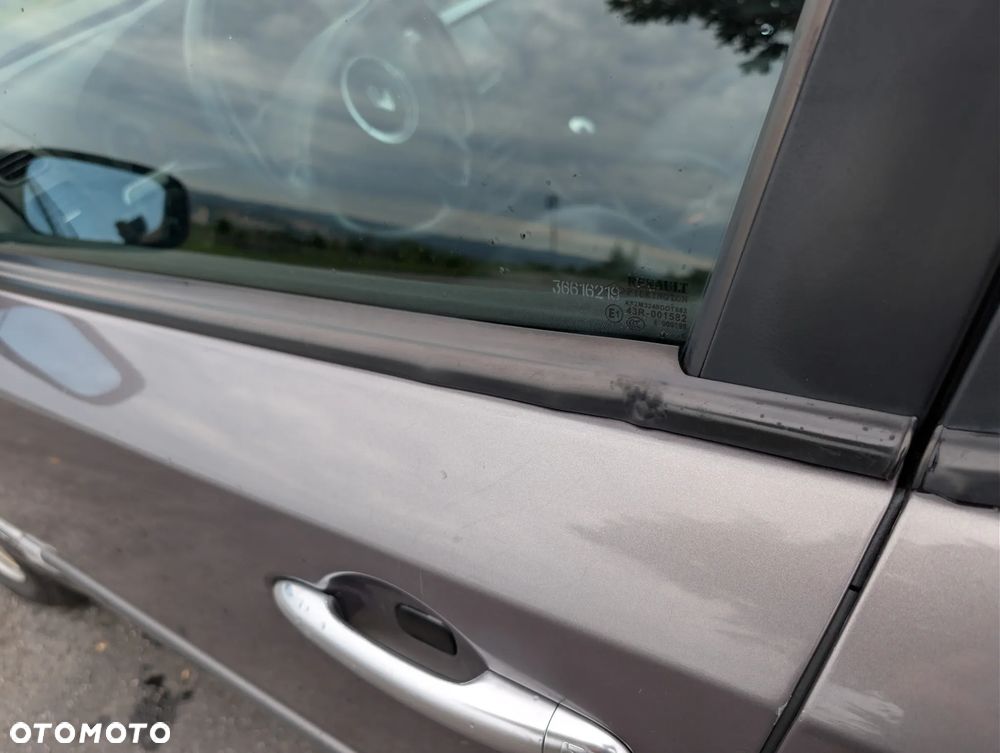 Renault Laguna 1.9 dCi Dynamique - 19