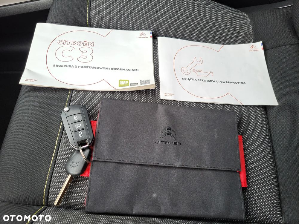 Citroën C3 1.2 PureTech Shine - 17