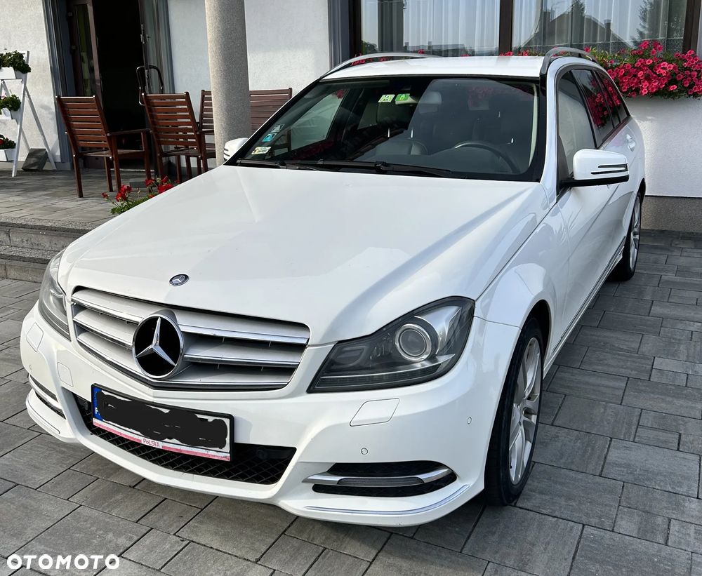 Mercedes-Benz Klasa C 250 CDI BlueEff 4-Matic Classic - 1