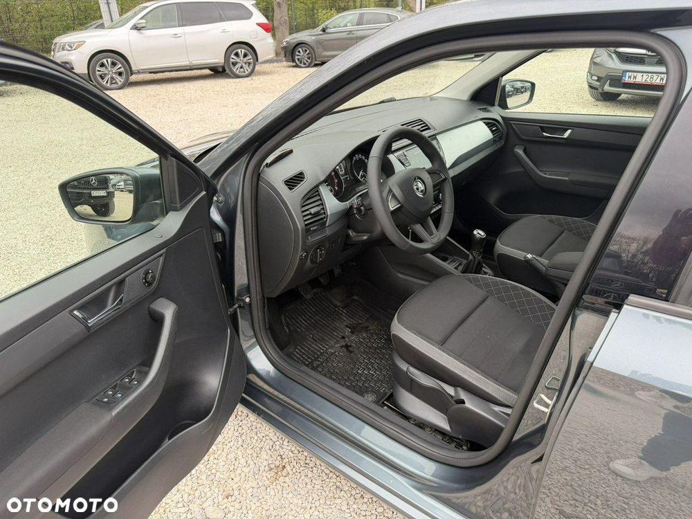Skoda Fabia 1.0 Ambition - 11