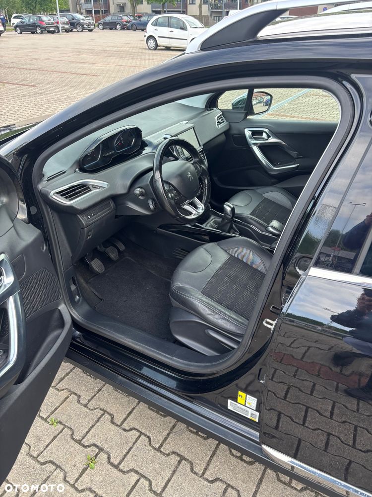 Peugeot 2008 82 VTI Allure - 14