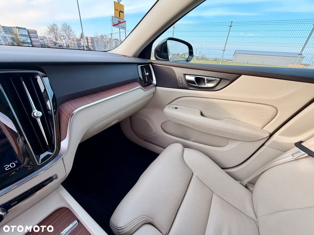 Volvo S60 T4 Inscription - 14