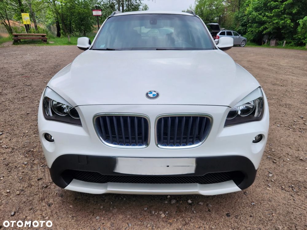 BMW X1 xDrive18d xLine - 17