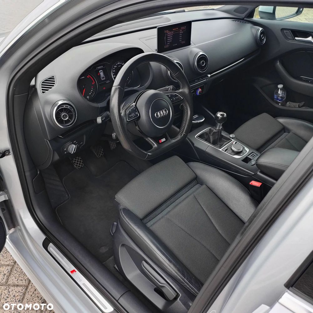 Audi A3 Sportback 2.0 TDI S line Sportpaket - 10