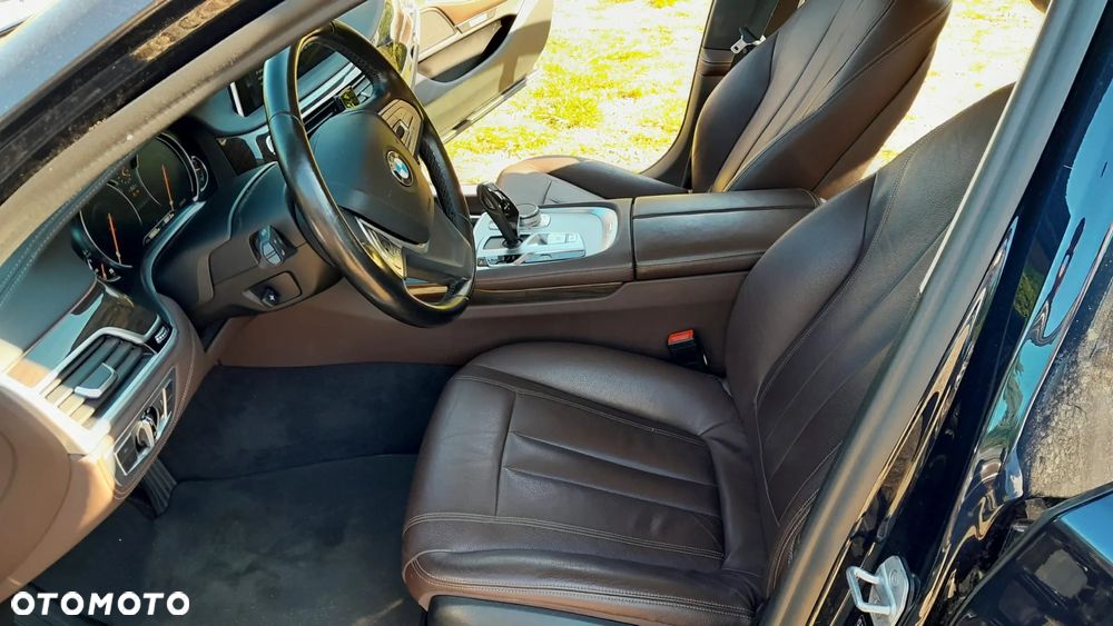 BMW Seria 7 - 20