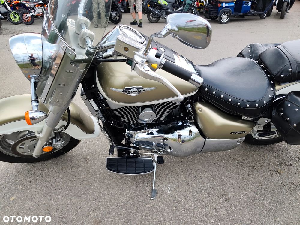 Suzuki VL 1500 Intruder LC - Boulevard C90 - 19
