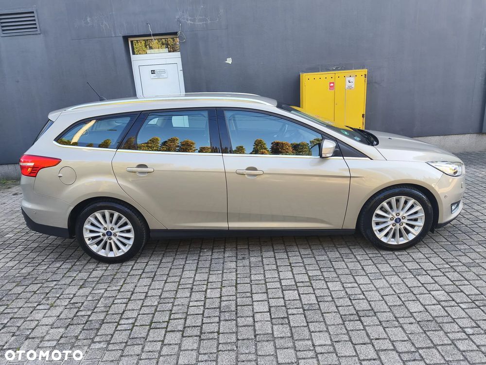 Ford Focus 1.5 EcoBoost Titanium ASS - 5