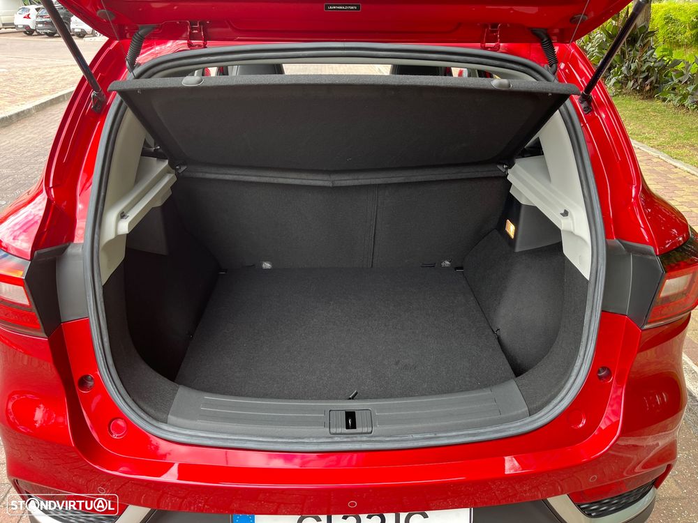 MG ZS Luxury - 45