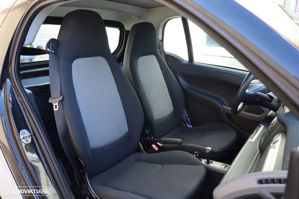 Smart ForTwo Coupé 1.0 mhd Pure 61 - 7
