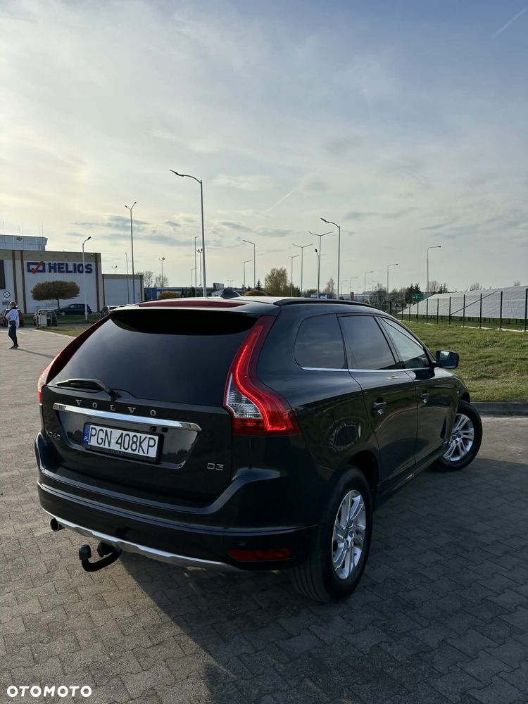 Volvo XC 60 D3 Momentum - 8