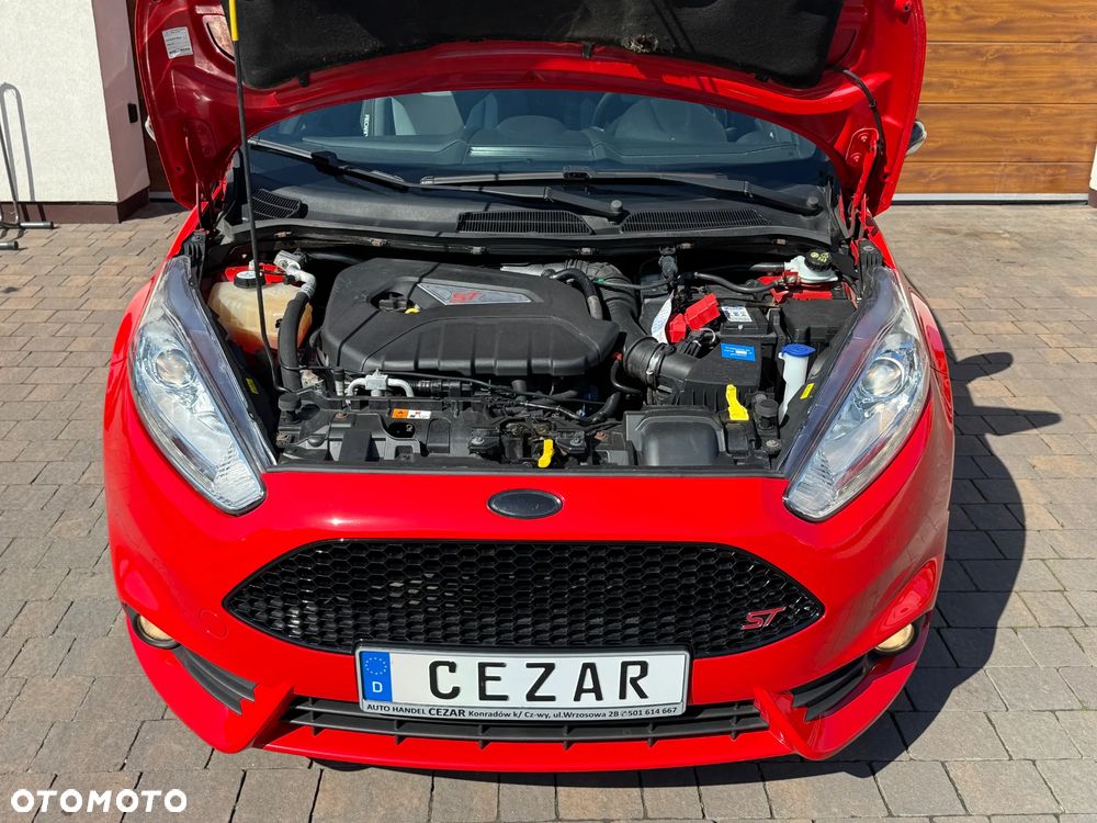 Ford Fiesta 1.6 EcoBoost ST - 25