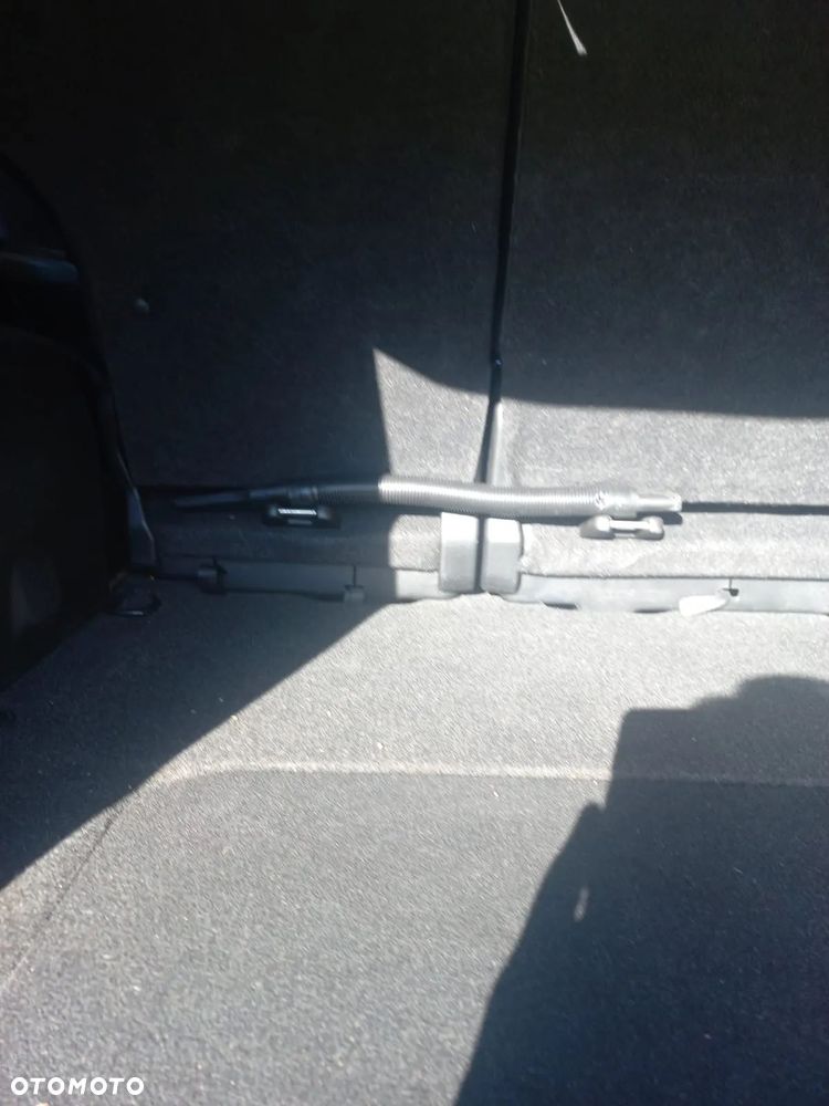 Suzuki Grand Vitara 2.0 - 19