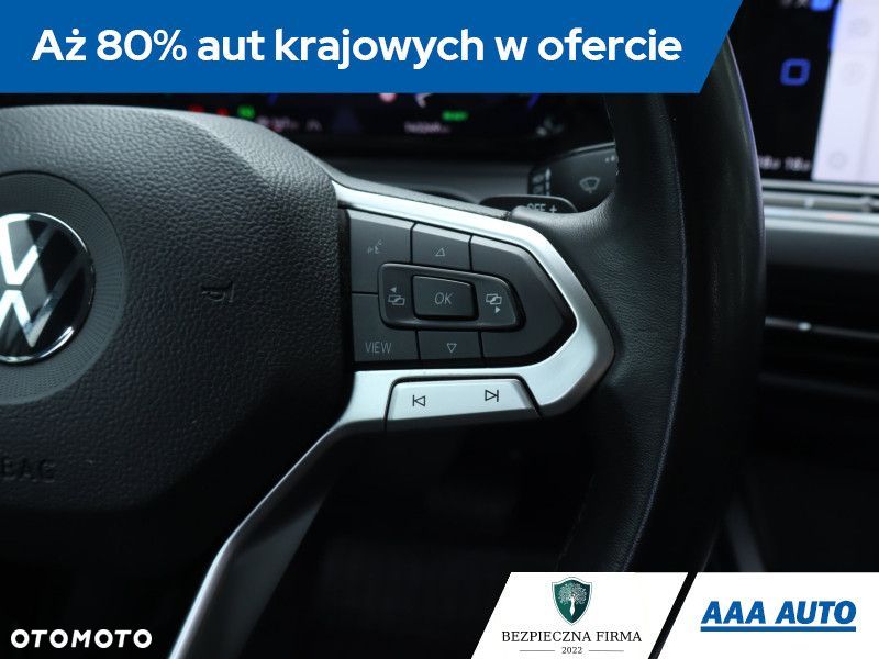 Volkswagen Golf - 22