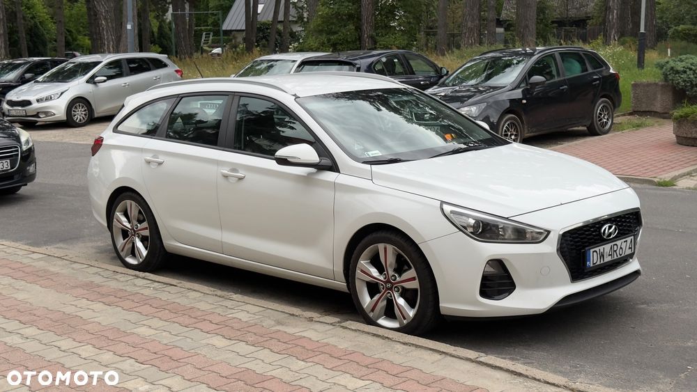 Hyundai i30 1.6 D Classic + - 1
