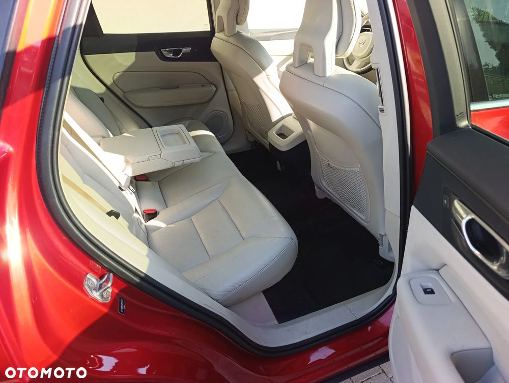 Volvo XC 60 T5 GPF AWD Momentum - 15