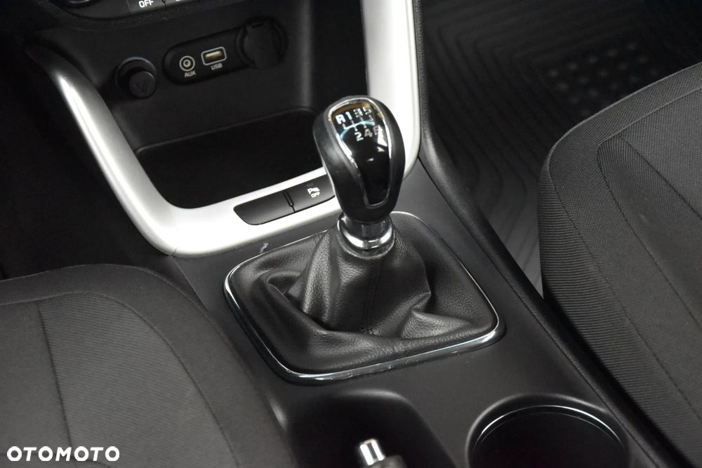 Kia Ceed 1.4 CVVT Dream Team Edition - 30