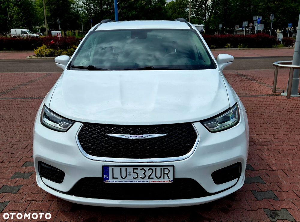 Chrysler Pacifica - 3