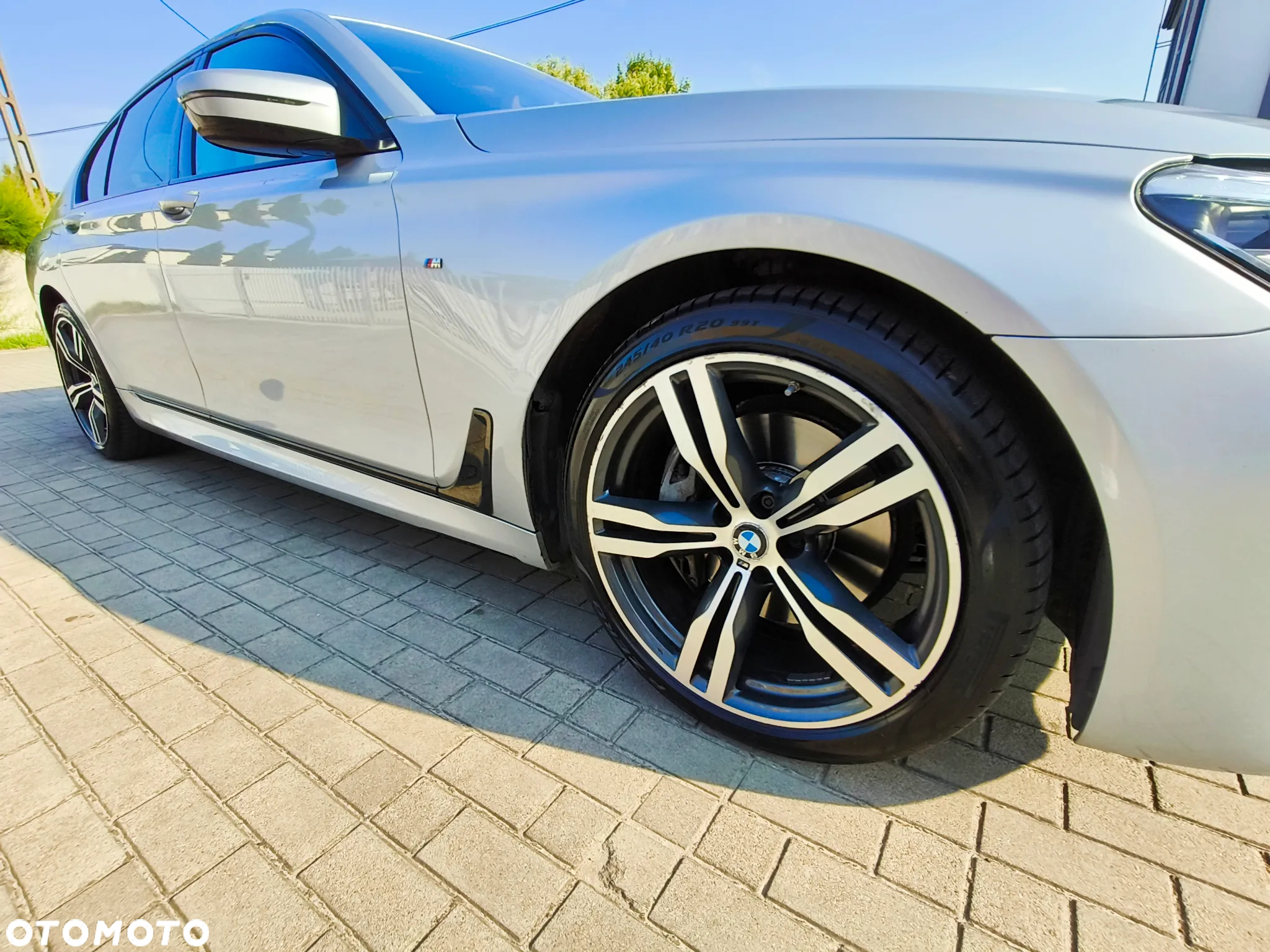 BMW Seria 7 - 8