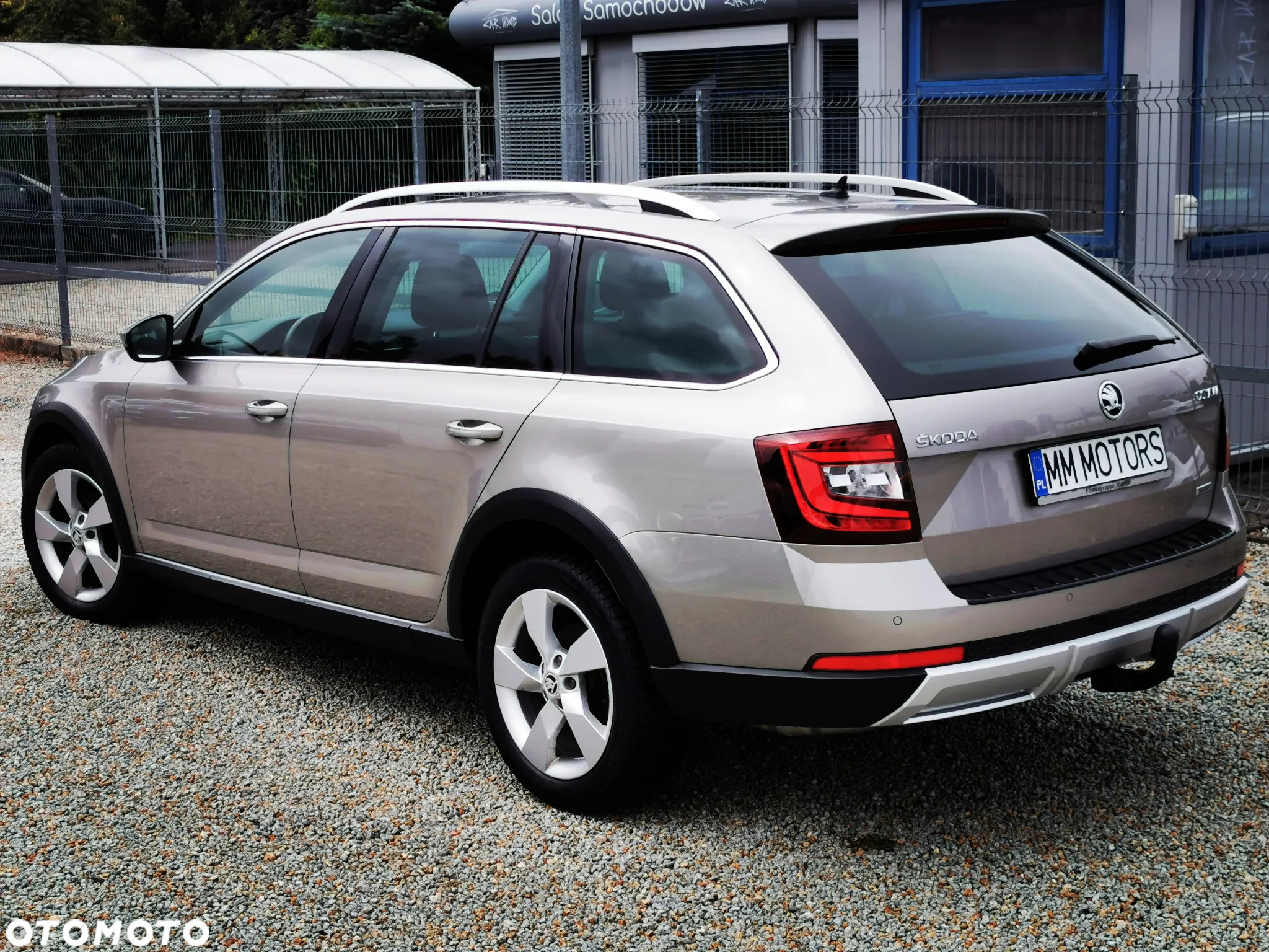 Skoda Octavia Combi 2.0 TDI 4x4 Scout - 5
