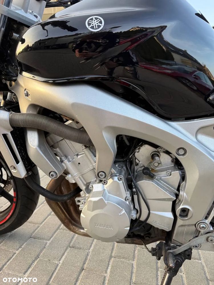 Yamaha FZ6 - 3