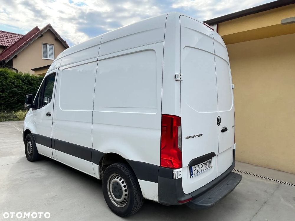 Mercedes-Benz SPRINTER - 4